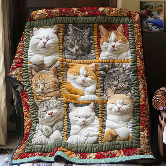 Sleeping Royal Cat Quilted Blanket