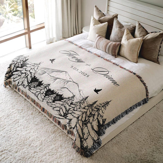 Outdoorsy Couple 100% Cotton Woven Blanket, Personalized Nature Lovers Wall Hanging Tapestry, Cozy Throw